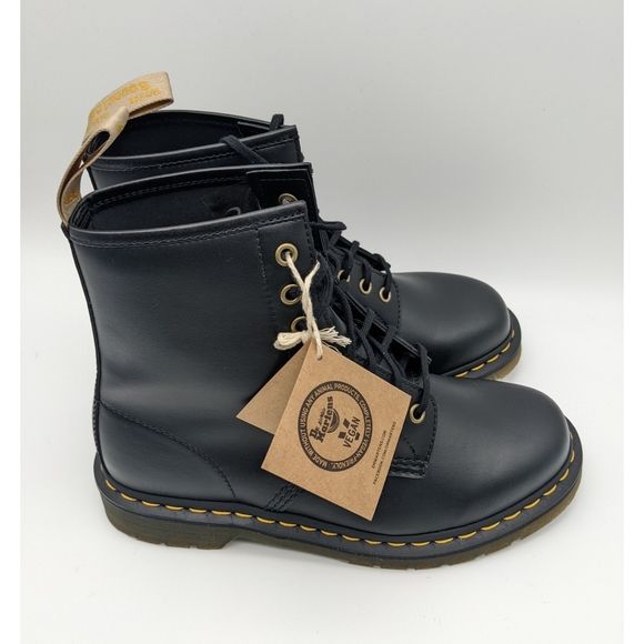 🆕DR. MARTENS Vegan 1460-9 - Picture 3 of 16